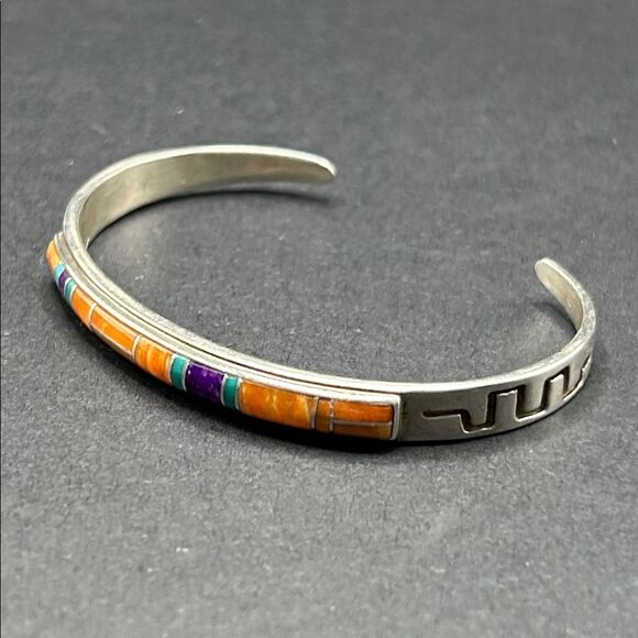 VTG Ivan Kee Gemstone Inlay Engraved Sterling Silver Cuff Bracelet - Picture 5 of 8